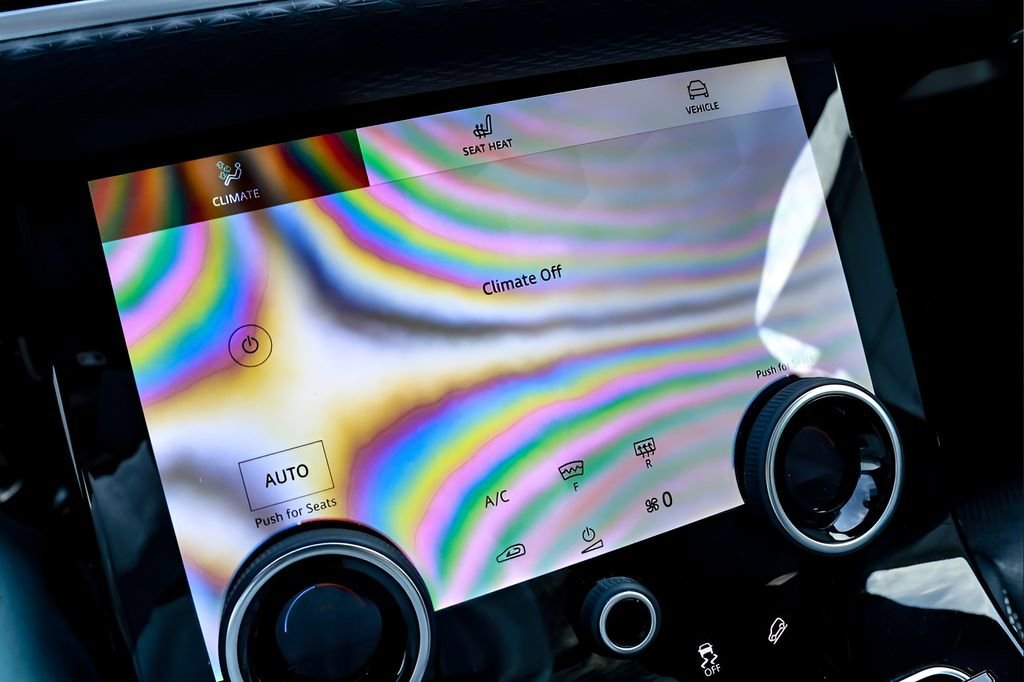 Used 2022 Land Rover Range Rover Velar R-Dynamic S image 45