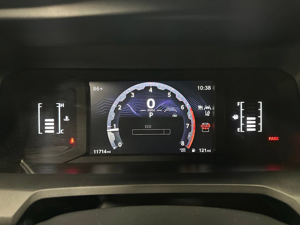 Used 2025 Toyota 4Runner SR5 AWD/4WD image 23