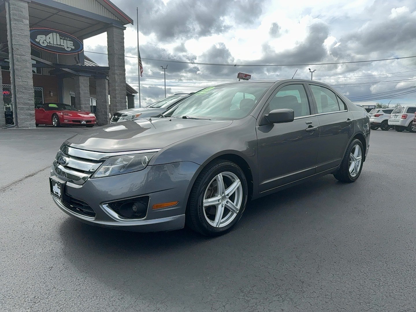 Used 2012 Ford Fusion SEL FWD image 1