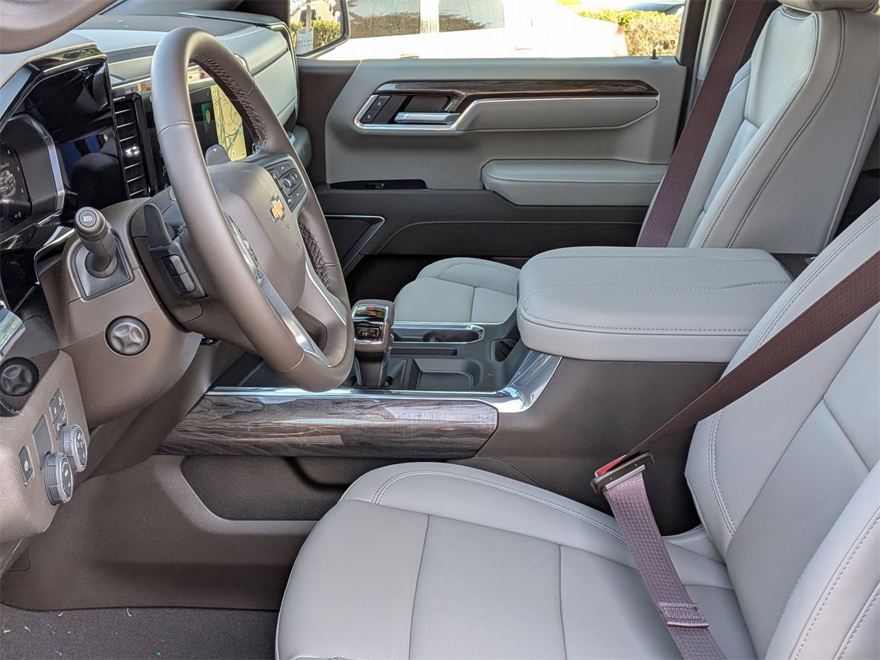 New 2026 Chevrolet Silverado 1500 LTZ w/ LTZ Premium Package image 18