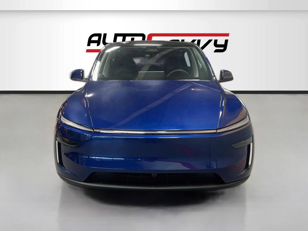 Used 2026 Tesla Model Y Long Range AWD/4WD image 2