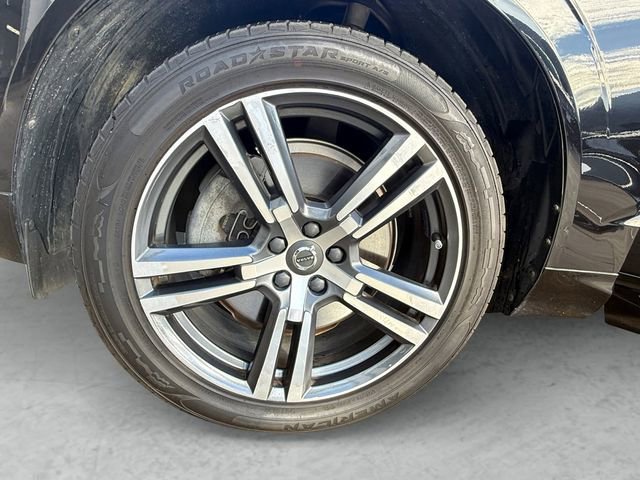 Used 2019 Volvo XC60 T6 Momentum w/ Premium Package AWD/4WD image 23