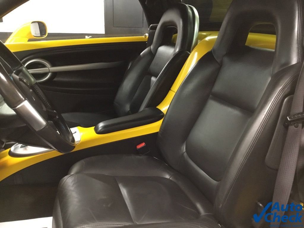 Used 2003 Chevrolet SSR w/ Preferred Equipment Group RWD image 34