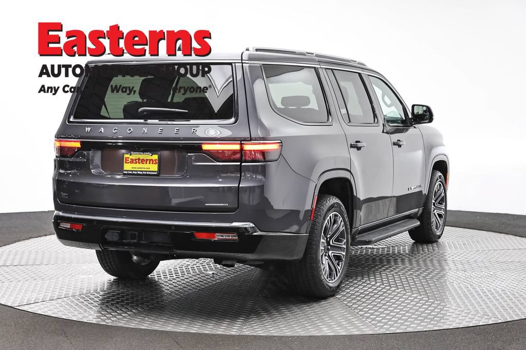 Used 2024 Jeep Wagoneer Series II AWD/4WD image 5