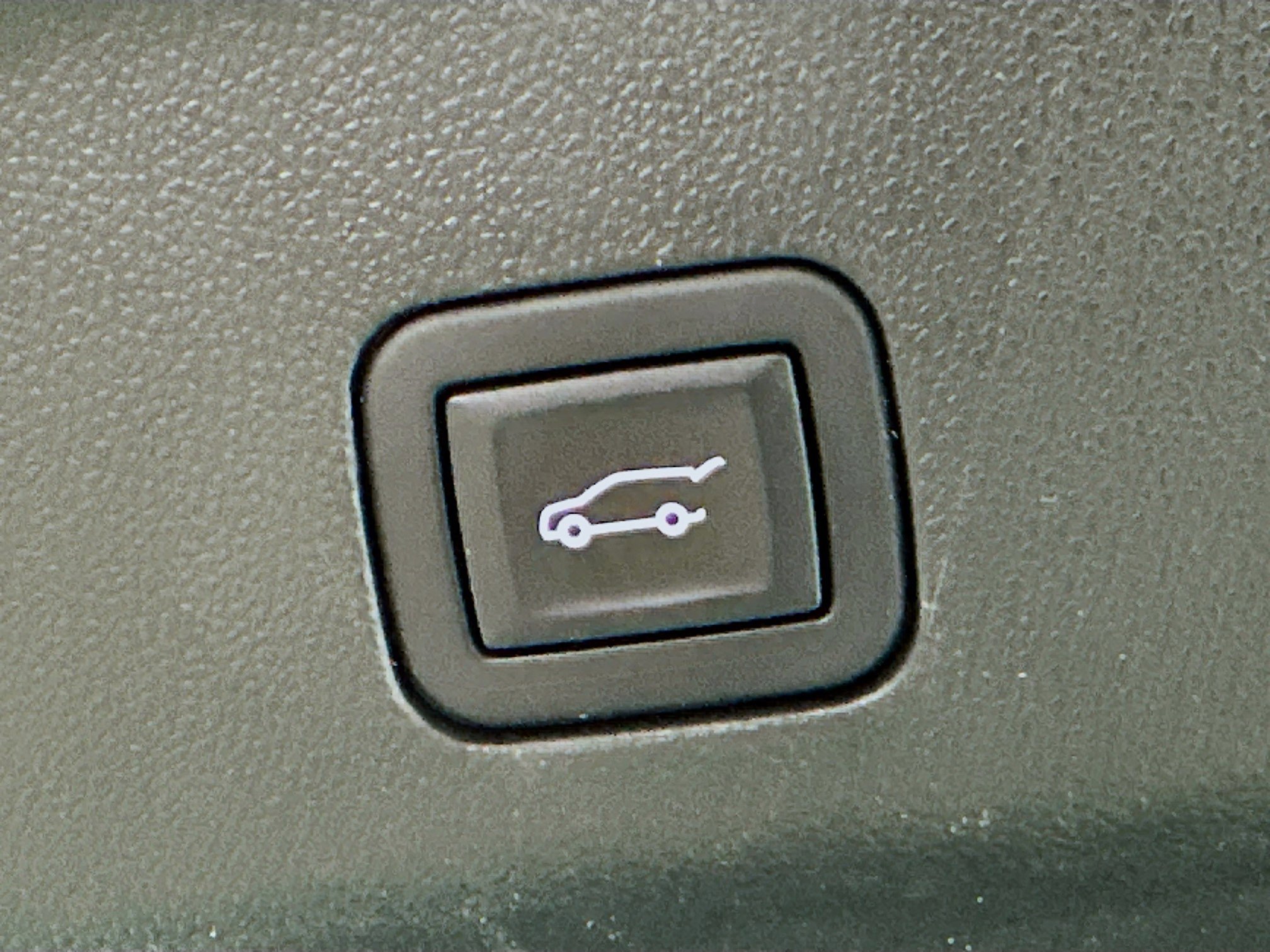 Used 2024 Chevrolet Tahoe LT image 30
