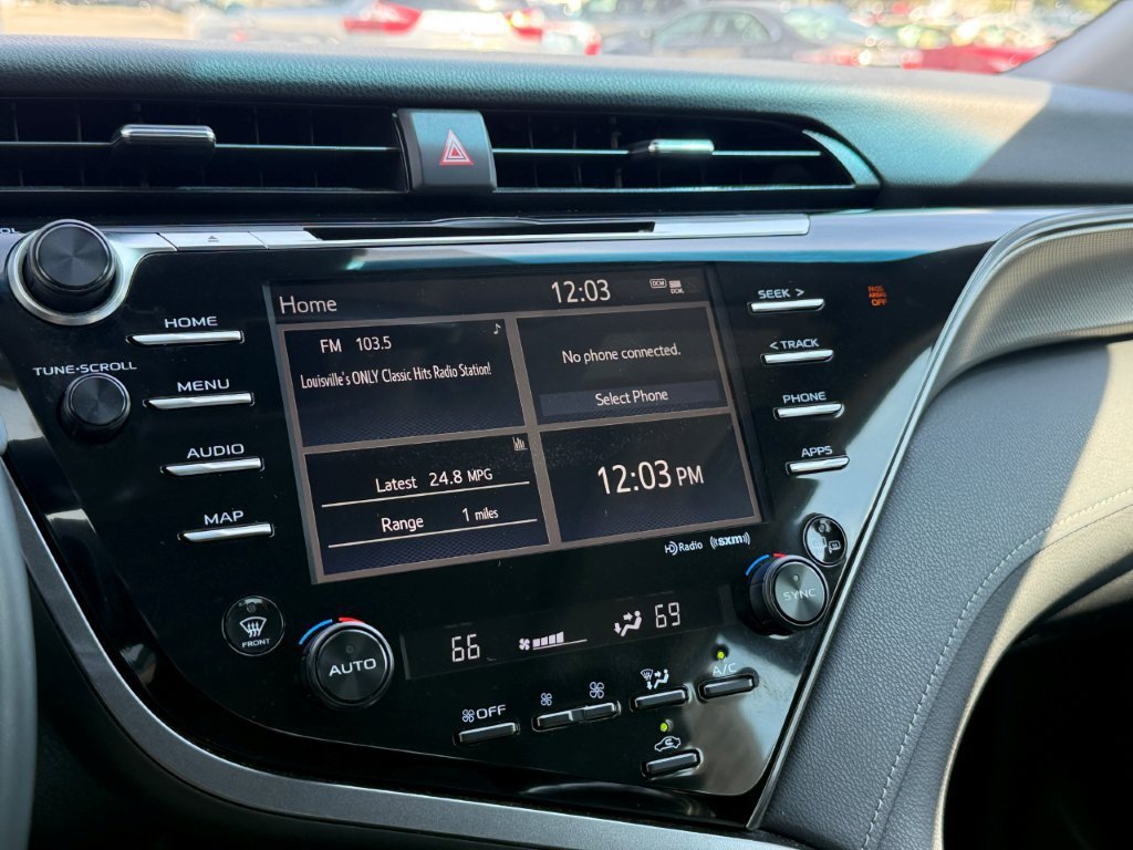 Used 2020 Toyota Camry XSE FWD image 24