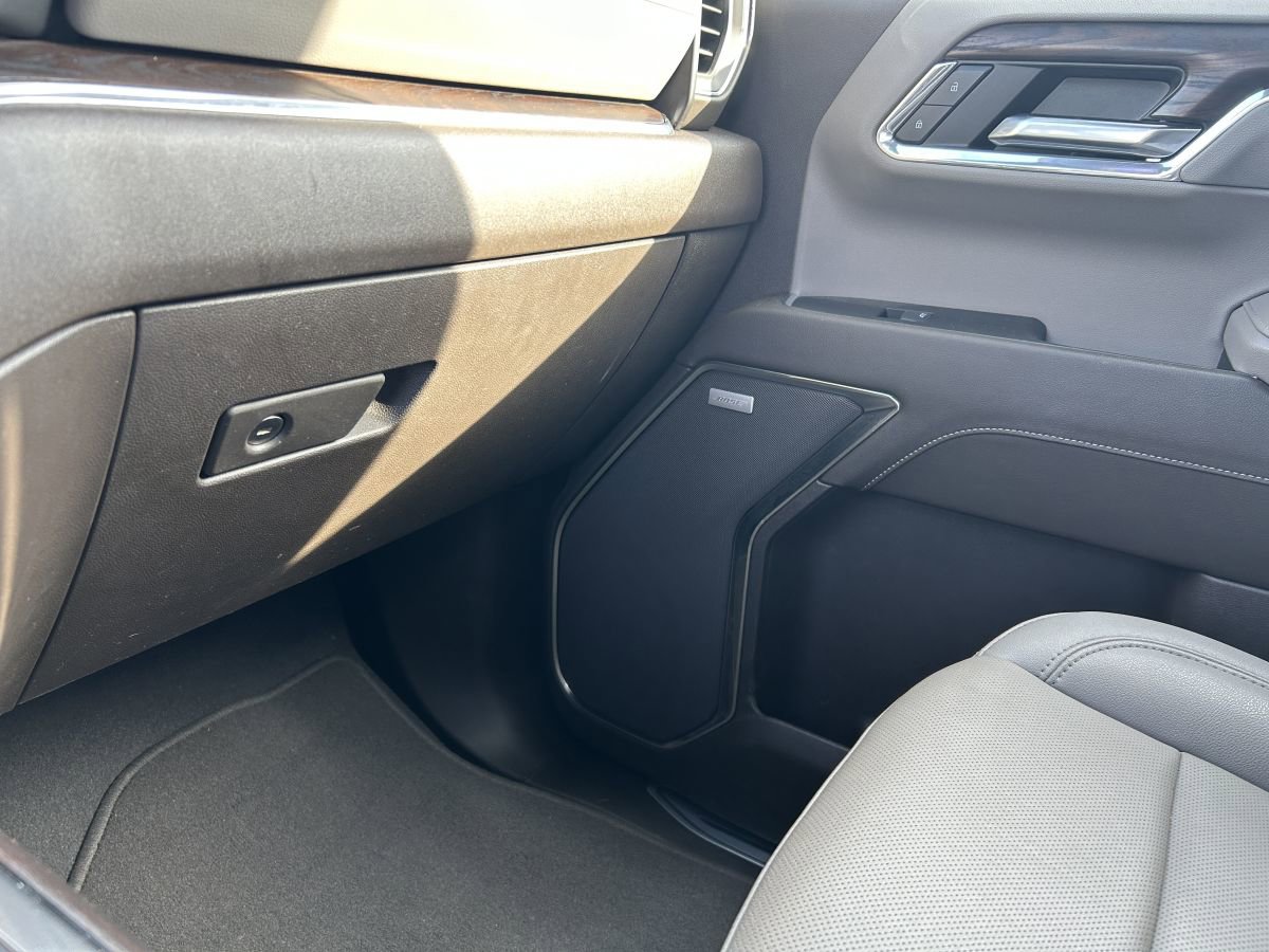 Used 2024 GMC Sierra 1500 SLT w/ SLT Convenience Package image 13
