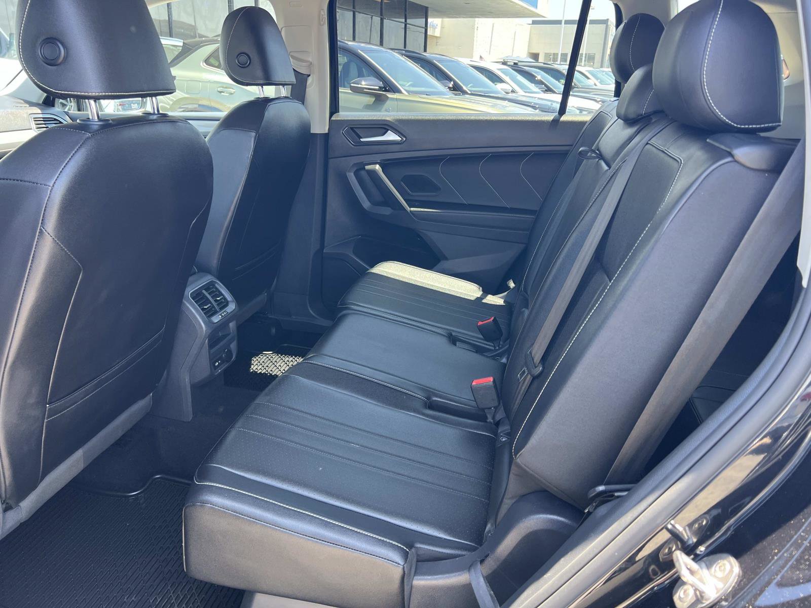 Certified 2022 Volkswagen Tiguan SE FWD image 20