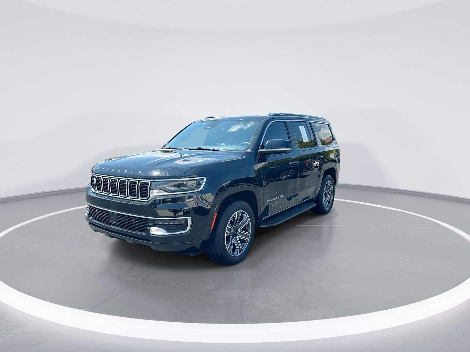 Used 2024 Jeep Wagoneer 4WD w/ Premium Group I image 5
