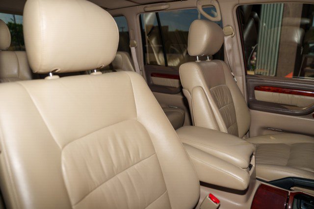 Used 2000 Lexus LX 470 4WD image 26