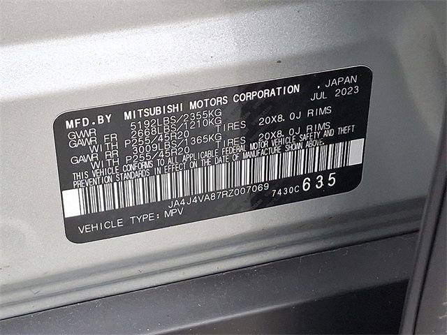 Used 2024 Mitsubishi Outlander SE Black Edition image 25