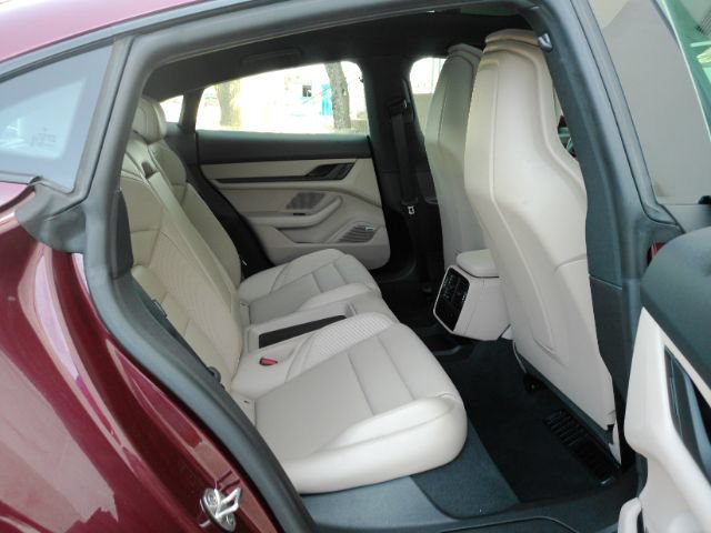Used 2022 Porsche Taycan RWD image 24