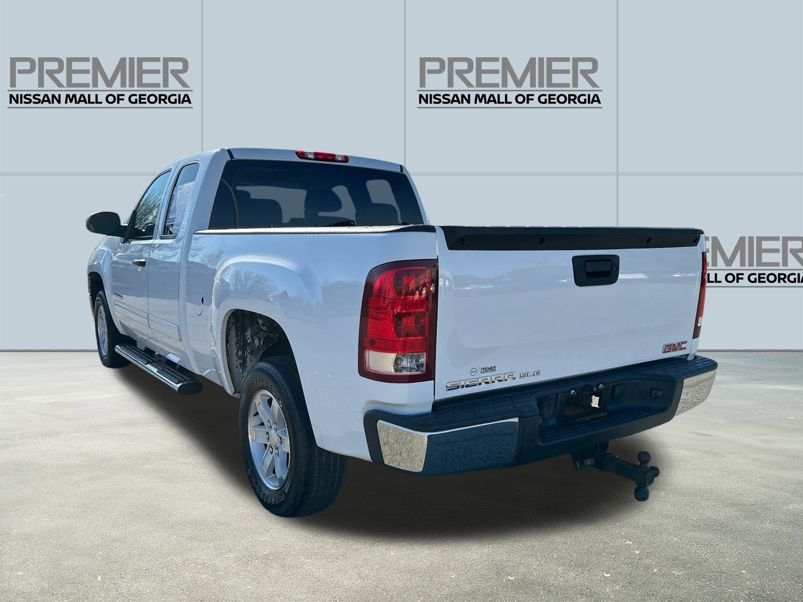 Used 2013 GMC Sierra 1500 SLE w/ Power Tech Package image 7