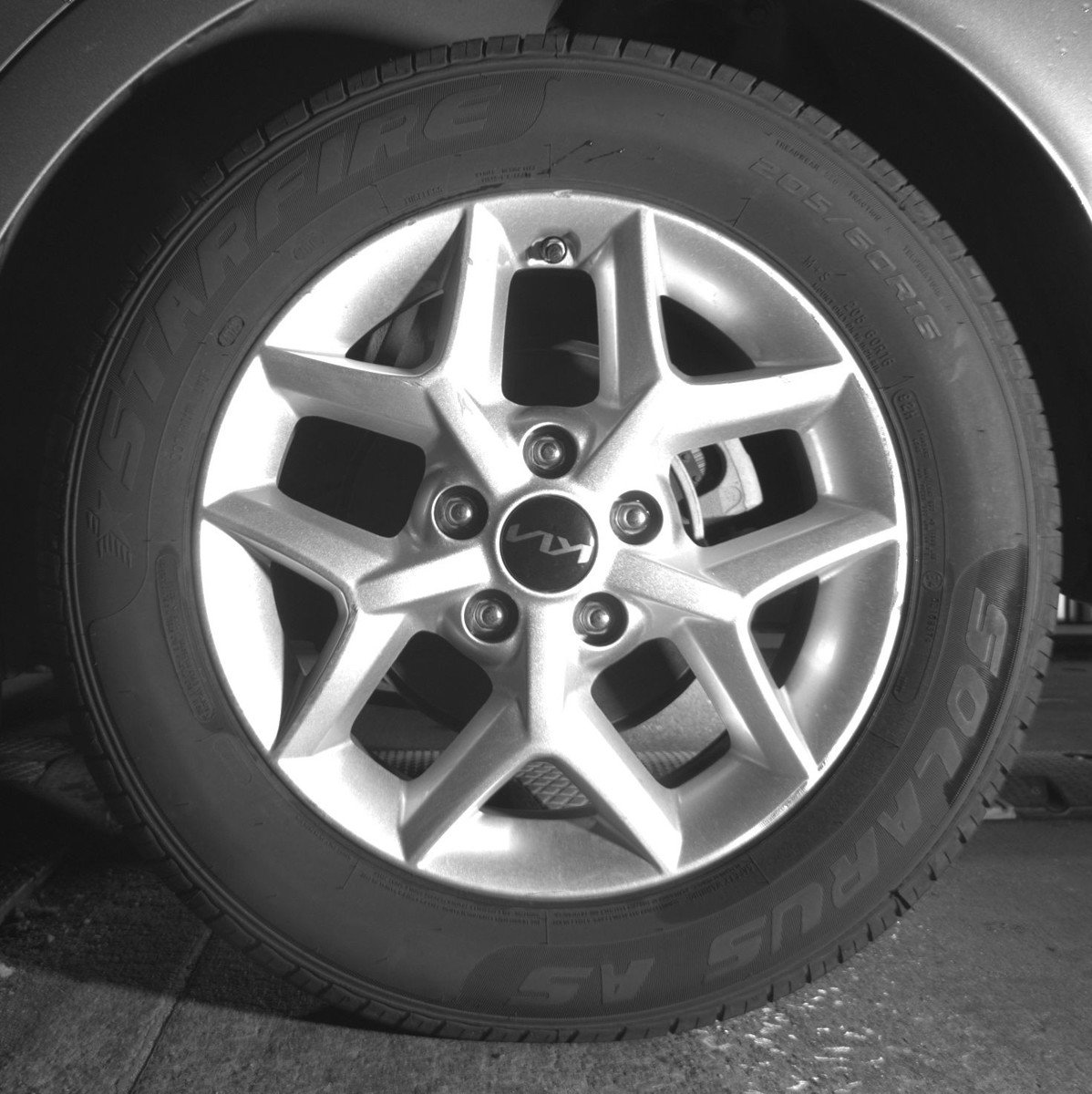 Used 2025 Kia Soul LX w/ LX Technology Package FWD image 14
