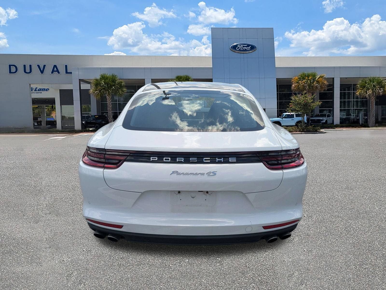Used 2017 Porsche Panamera 4S AWD/4WD image 5