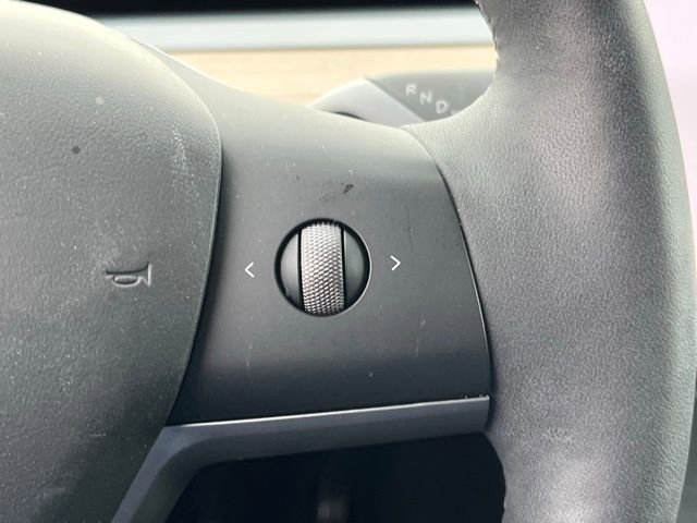 Used 2024 Tesla Model Y Long Range image 9