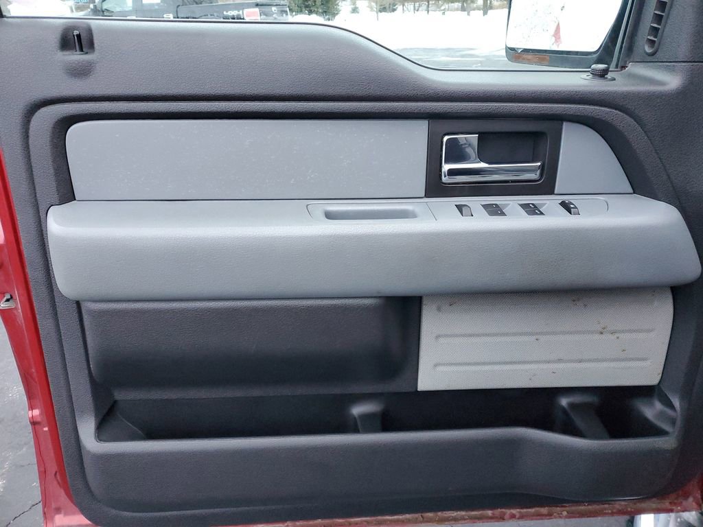 Used 2013 Ford F150 XLT w/ Luxury Equipment Group image 20