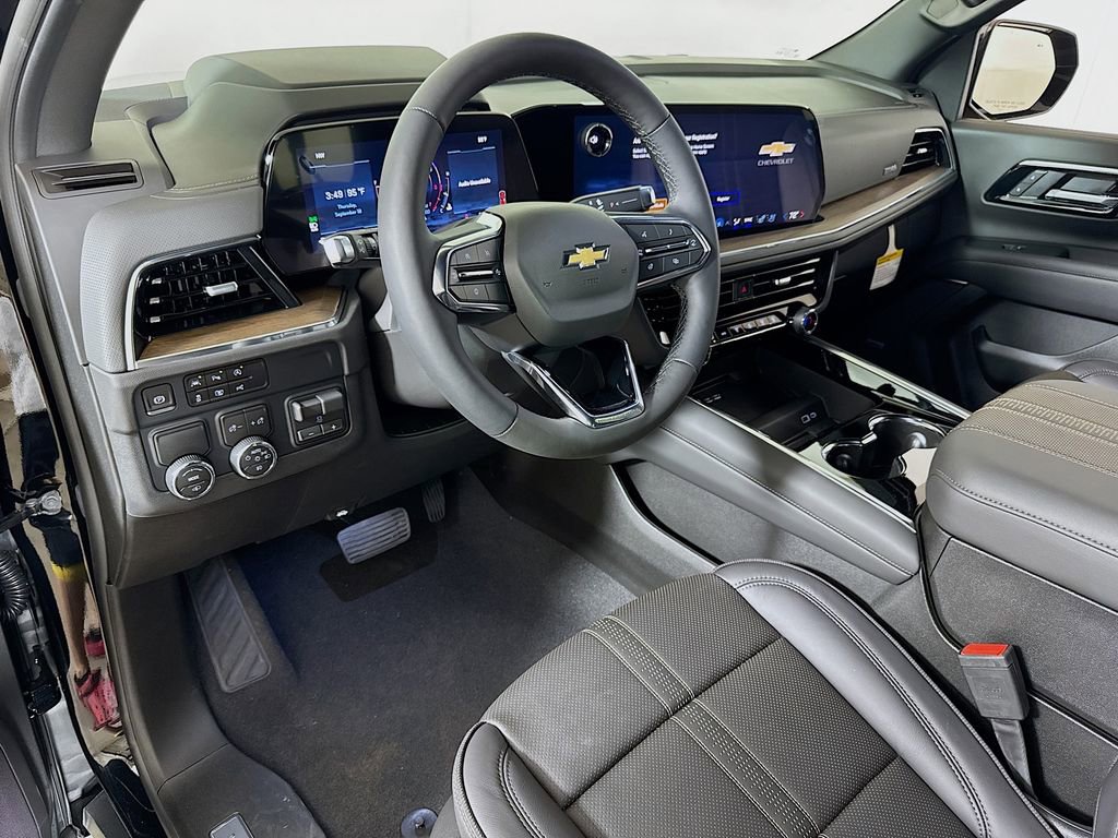 New 2026 Chevrolet Suburban High Country image 5