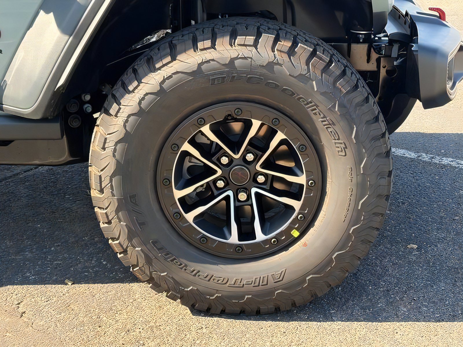 New 2027 Jeep Wrangler Unlimited Rubicon AWD/4WD image 9