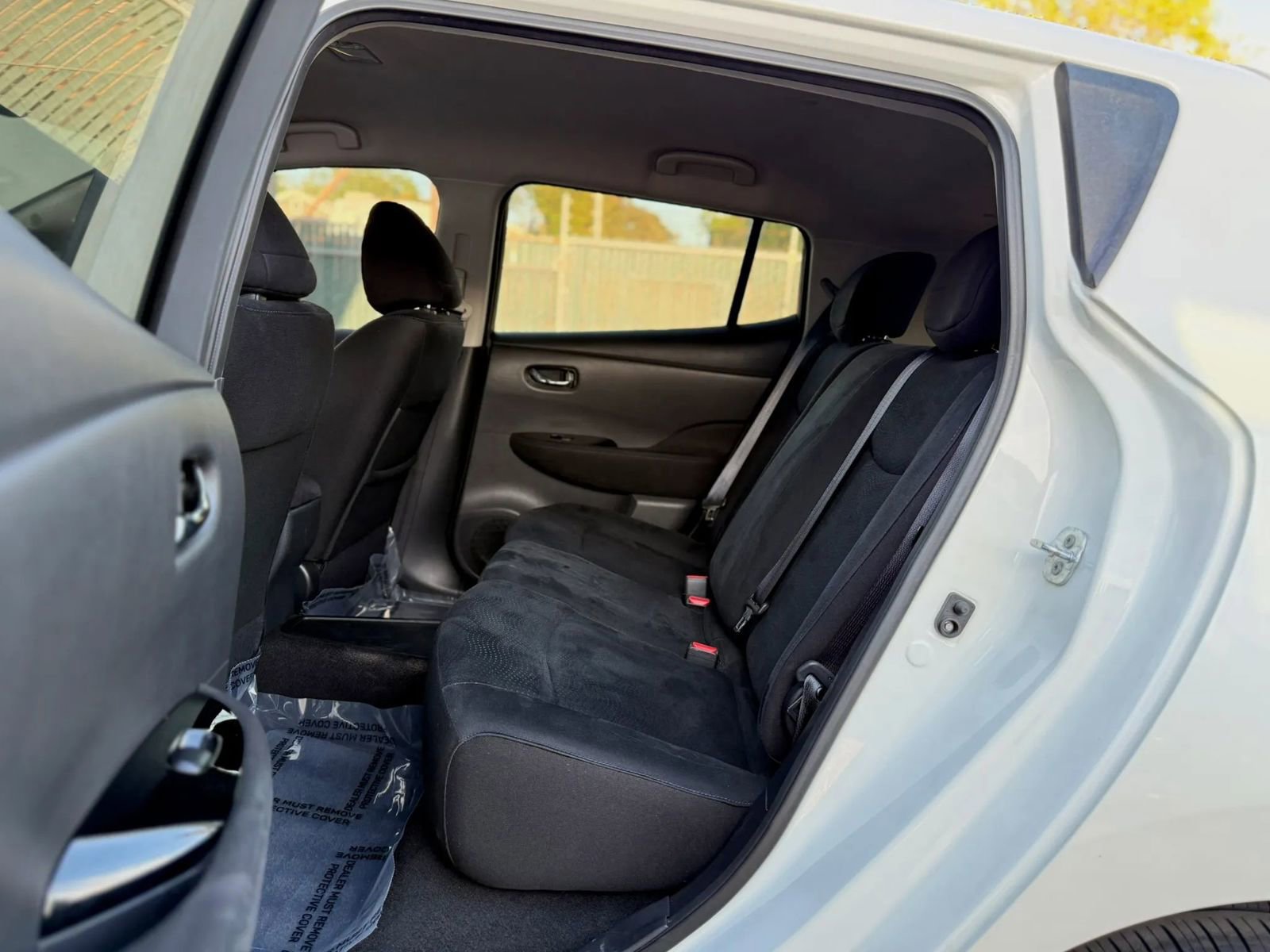 Used 2017 Nissan Leaf SV image 21