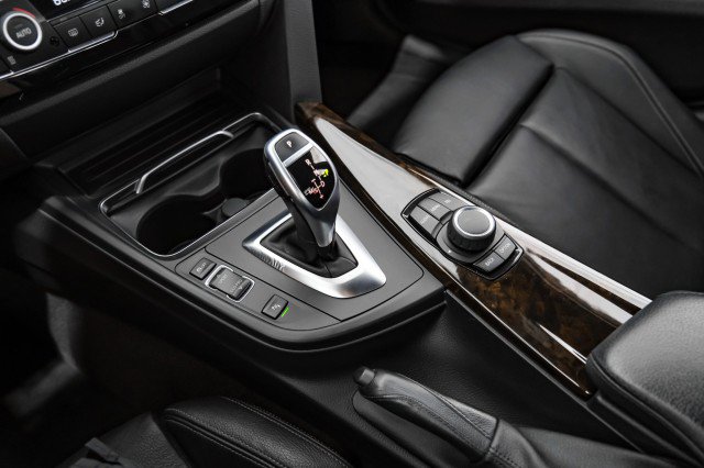 Used 2016 BMW 328i Sedan RWD image 23