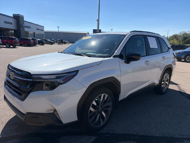 Certified 2025 Subaru Forester Touring w/ Popular Package - Touring AWD/4WD image 3