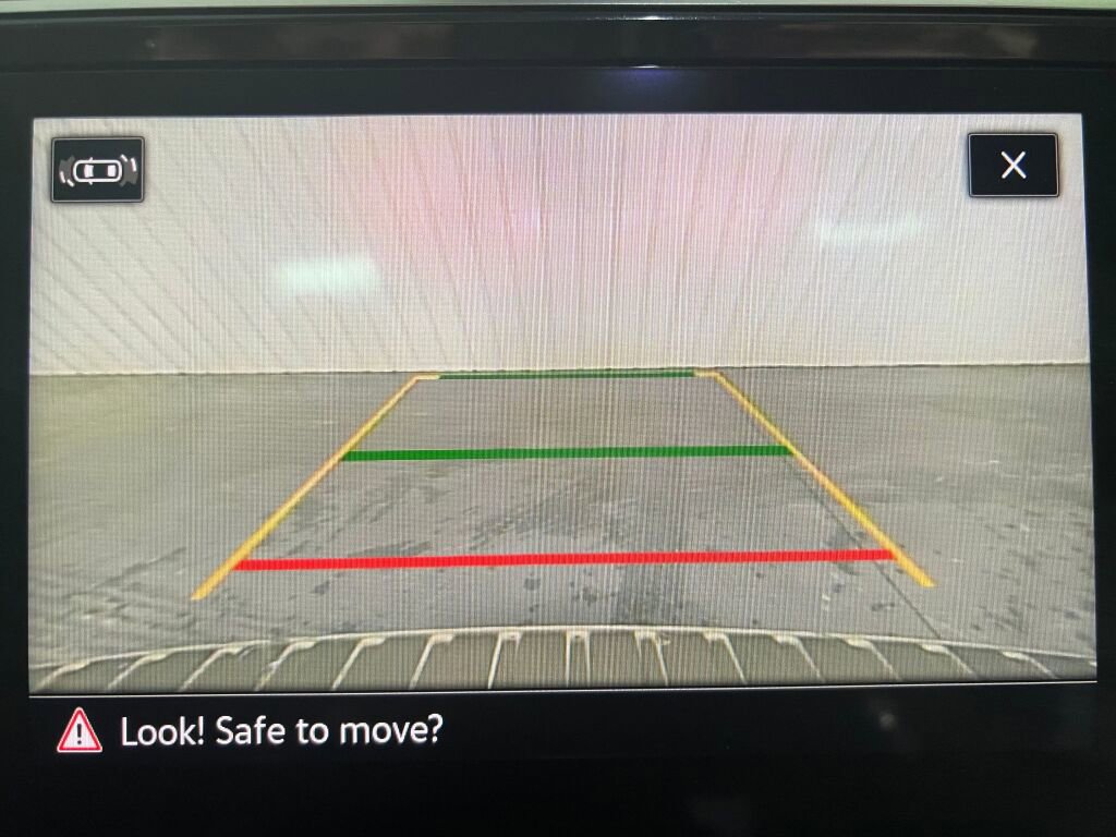 Used 2022 Volkswagen Tiguan SEL R-Line image 10