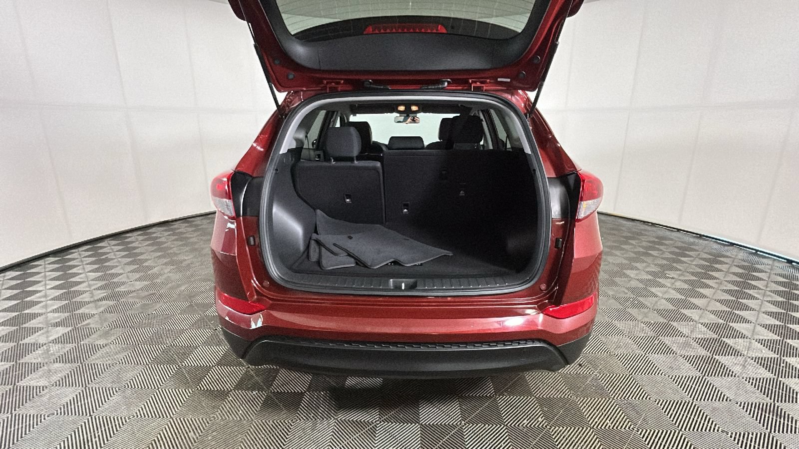 Used 2018 Hyundai Tucson SE FWD image 31