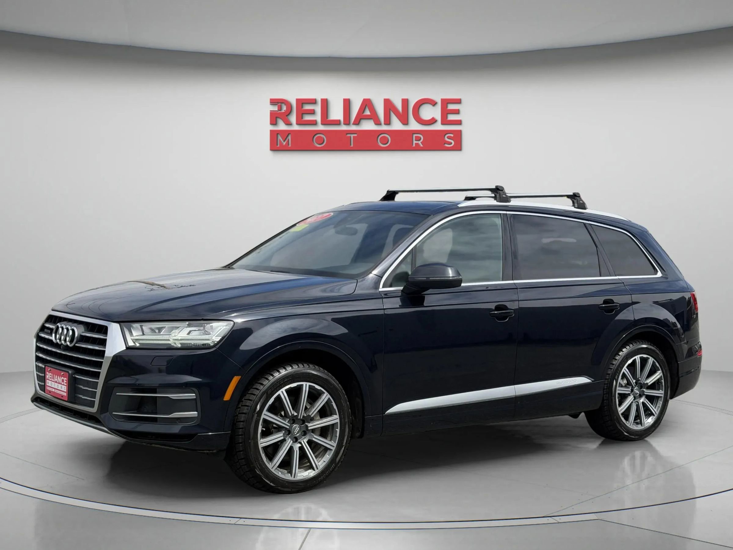 Used 2017 Audi Q7 3.0T Premium Plus w/ Premium Plus Package AWD/4WD image 2