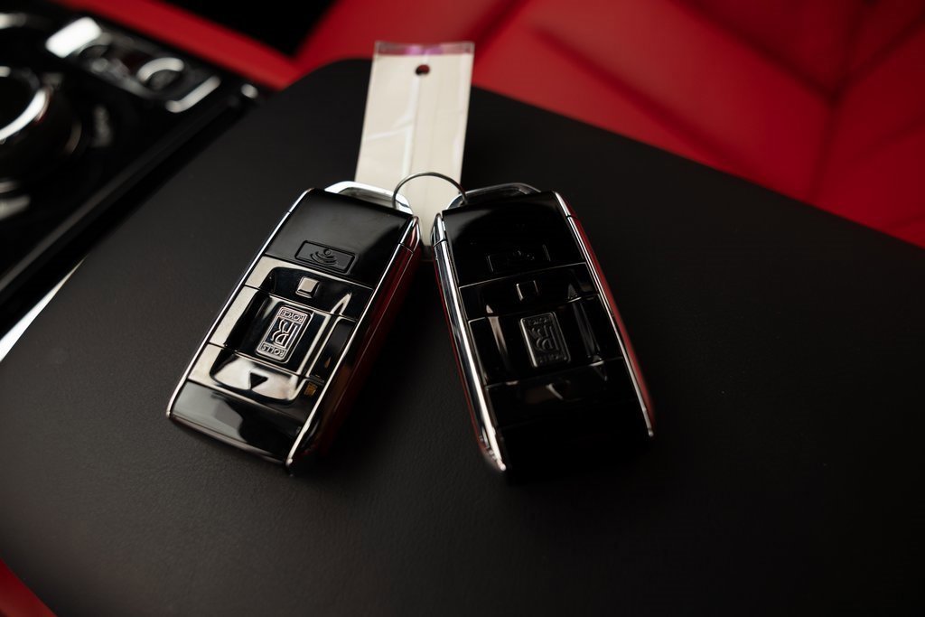 Used 2023 Rolls-Royce Cullinan image 51