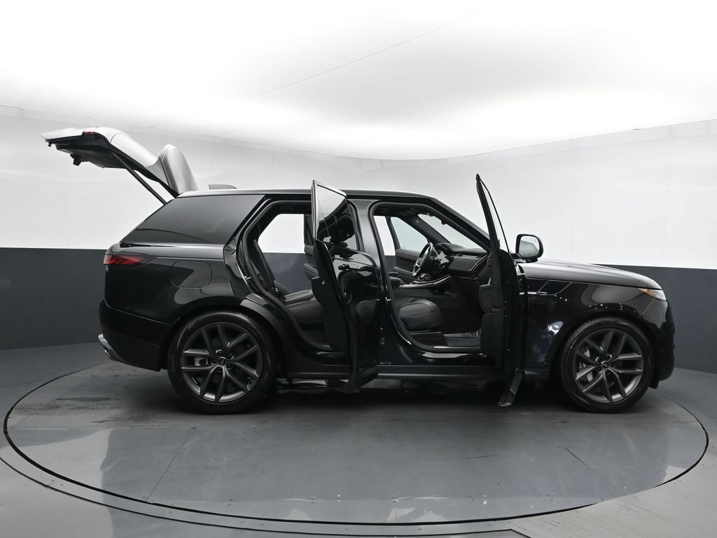 Used 2024 Land Rover Range Rover Sport SE AWD/4WD image 27