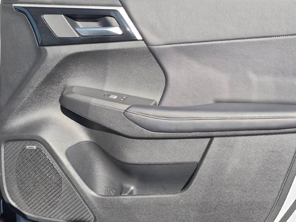 Used 2025 Mitsubishi Outlander SE AWD/4WD image 34