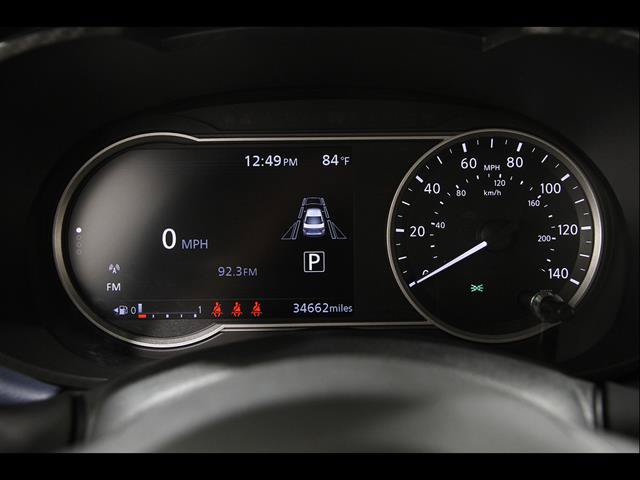 Used 2025 Nissan Versa SV FWD image 8