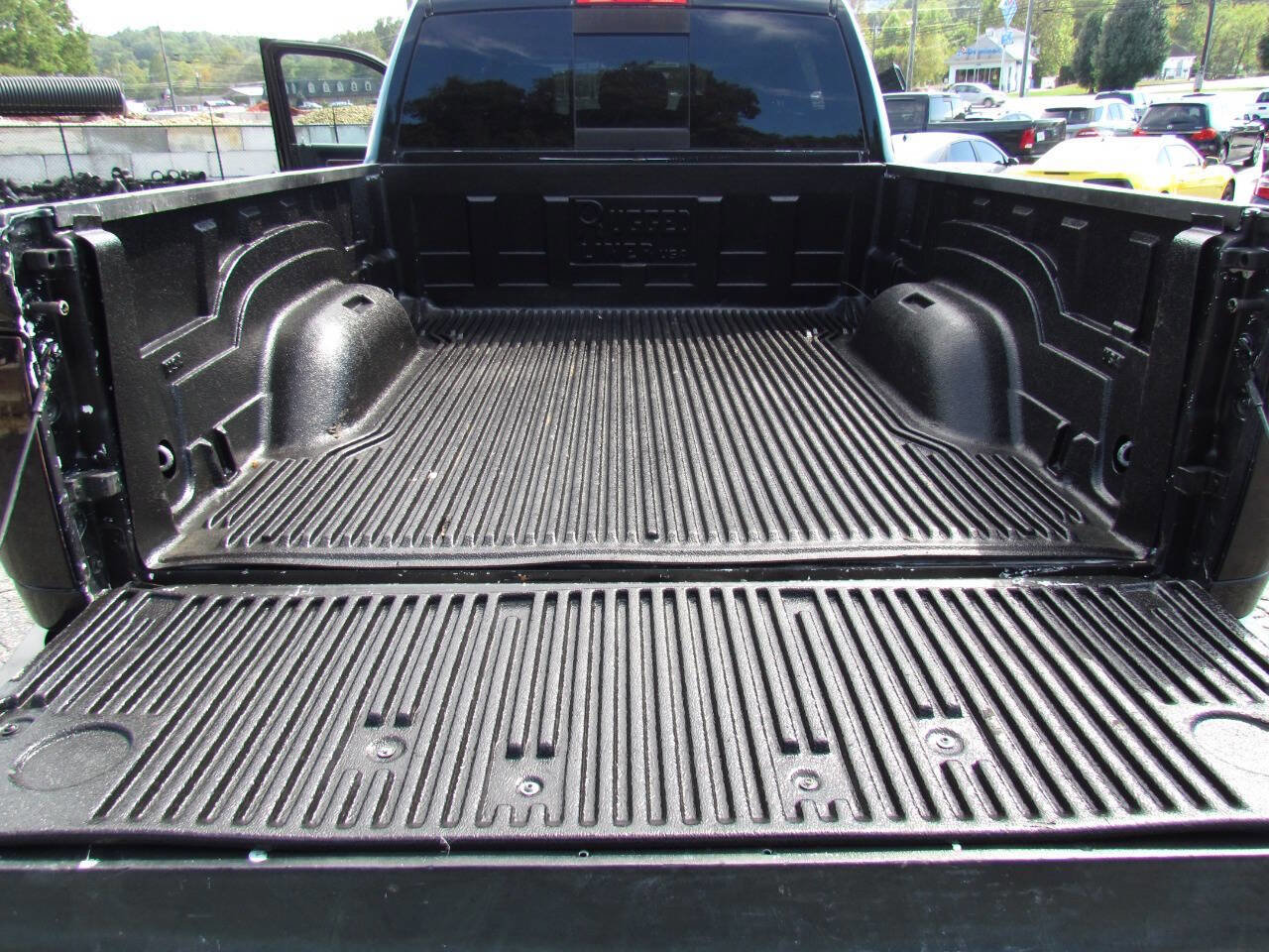 Used 2011 RAM 3500 Laramie w/ Protection Group image 27
