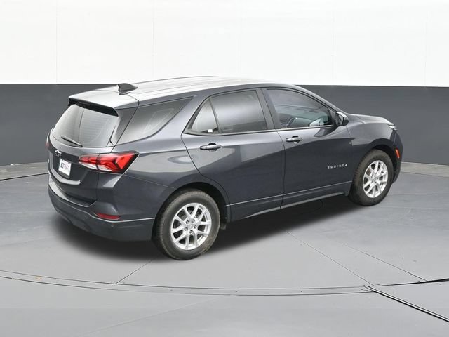 Used 2022 Chevrolet Equinox LS w/ Driver Confidence II Package FWD image 59