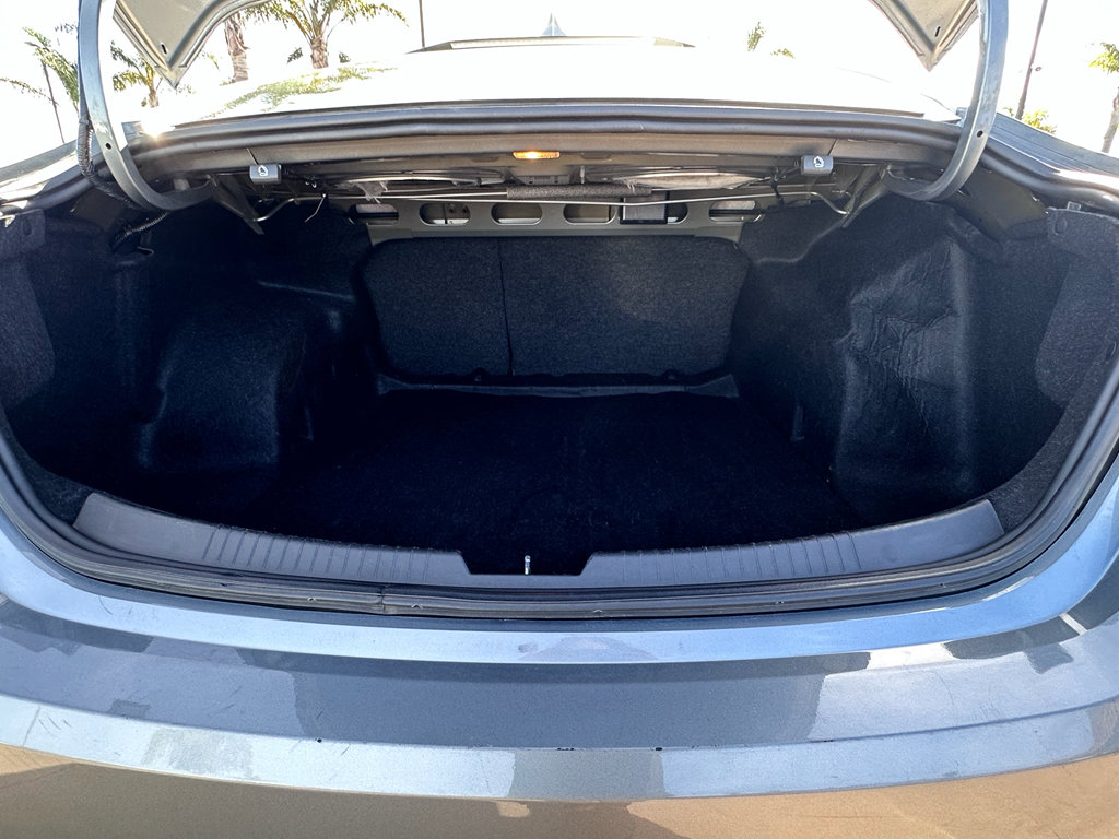 Used 2023 Chevrolet Malibu LT image 6