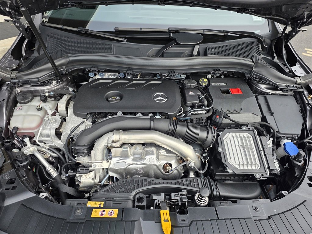 Certified 2025 Mercedes-Benz GLA 250 GLA 250 image 34