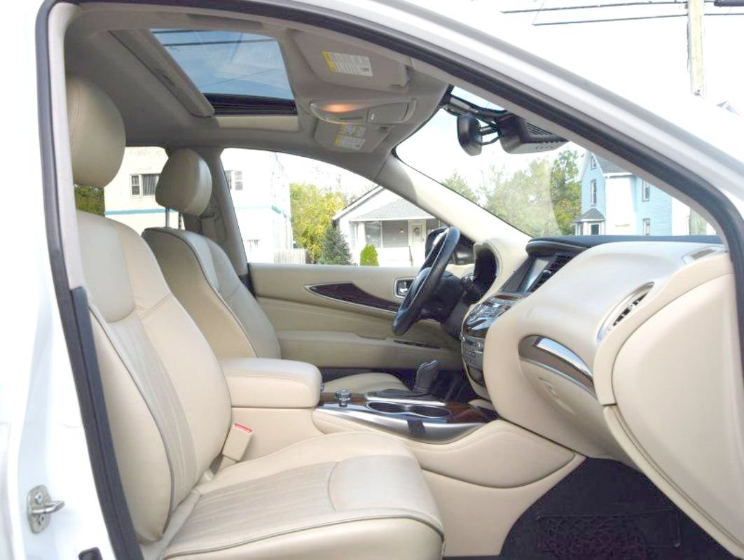 Used 2020 INFINITI QX60 Luxe w/ Sensory Package AWD/4WD image 18