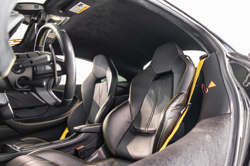 Used 2019 McLaren 570S Coupe RWD image 16