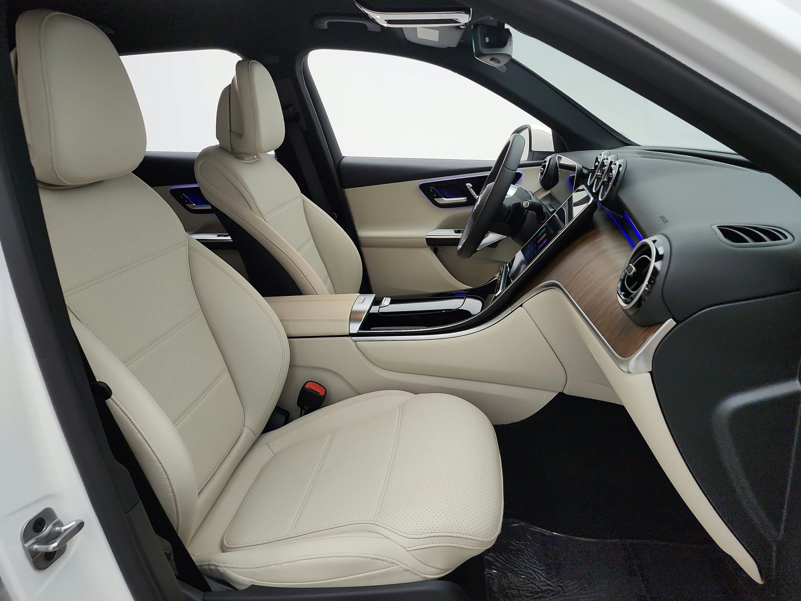 Used 2026 Mercedes-Benz GLC 300 image 18