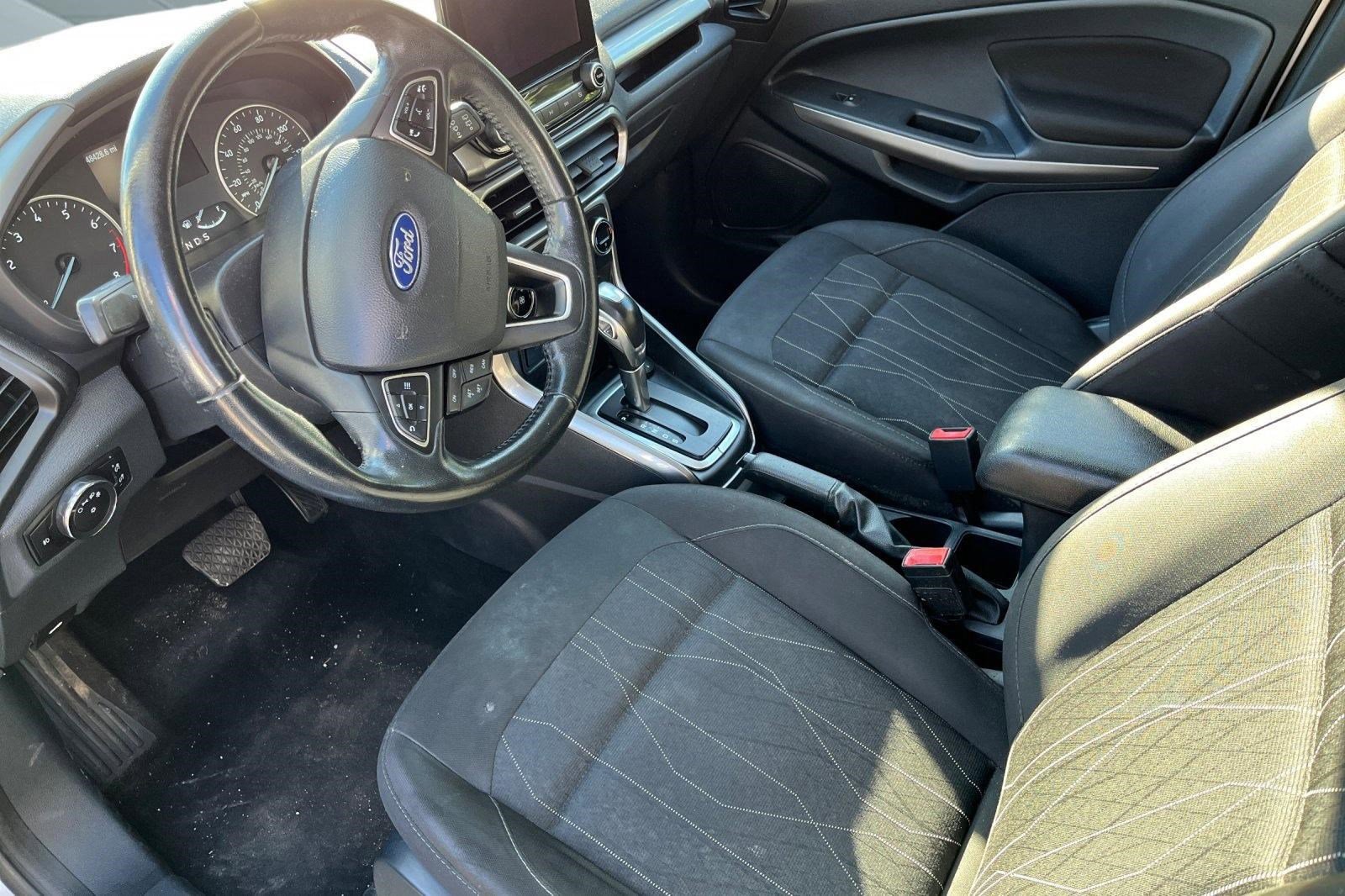 Used 2019 Ford EcoSport SE w/ SE Convenience Package image 3