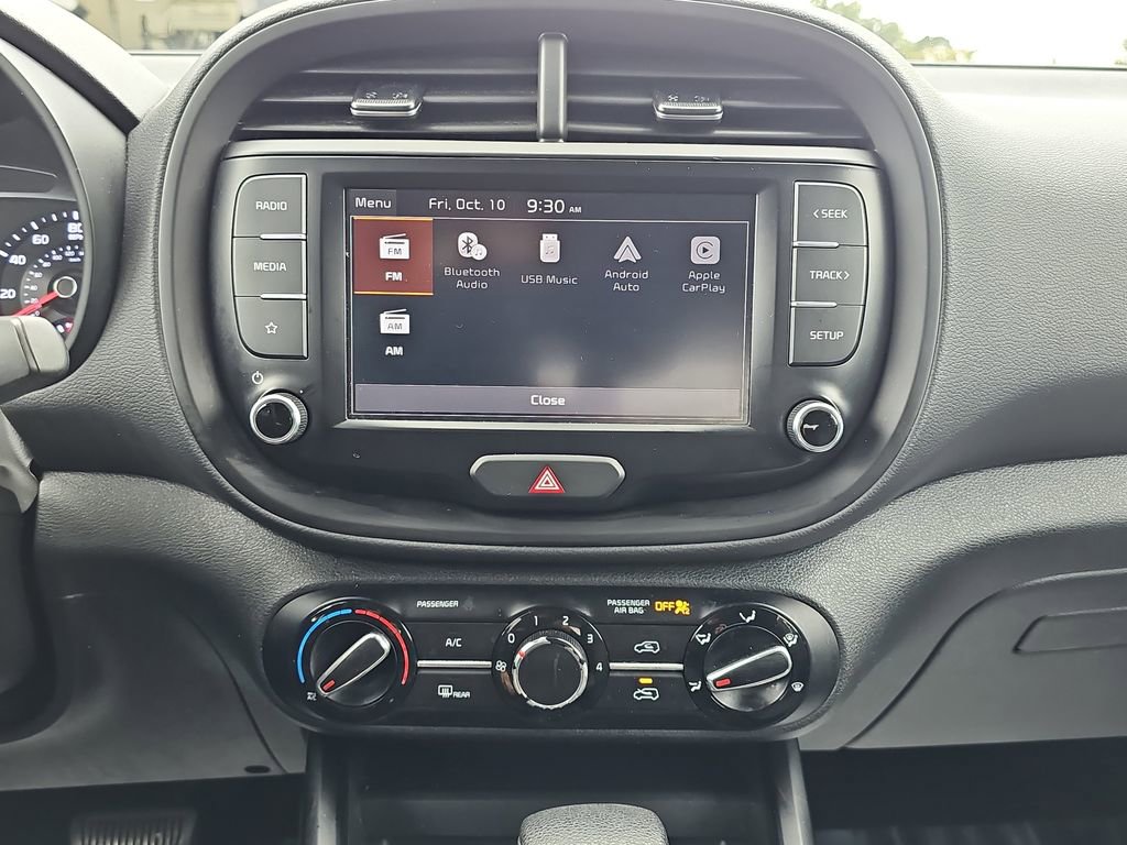 Used 2022 Kia Soul LX image 24