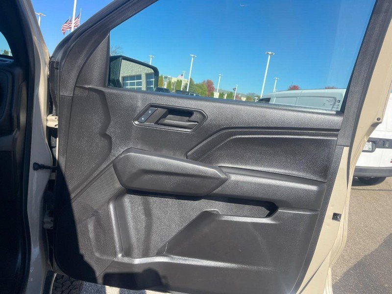 Used 2024 Chevrolet Colorado Trail Boss w/ Advanced Trailering Package AWD/4WD image 11