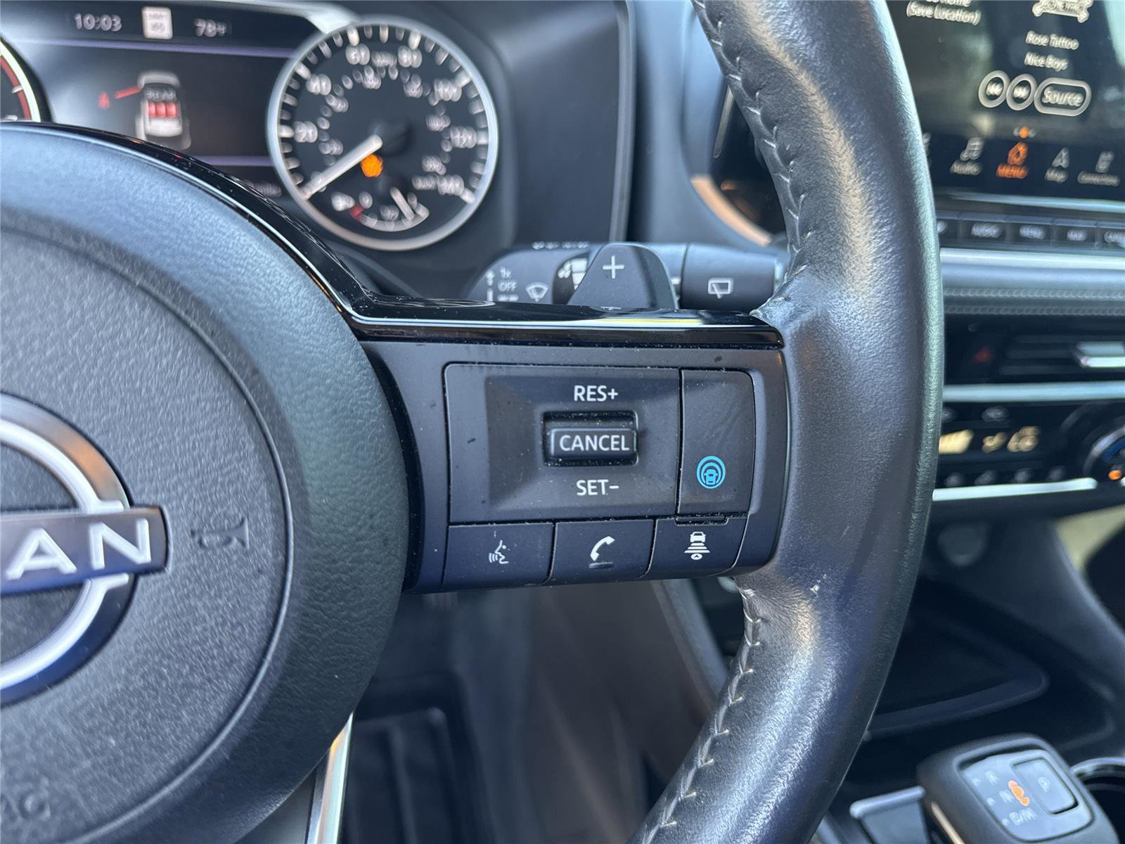 Used 2023 Nissan Rogue SL w/ SL Premium Package FWD image 22
