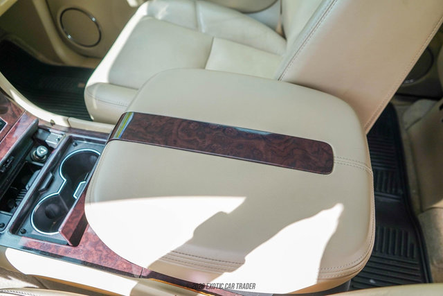 Used 2009 Cadillac Escalade AWD image 47