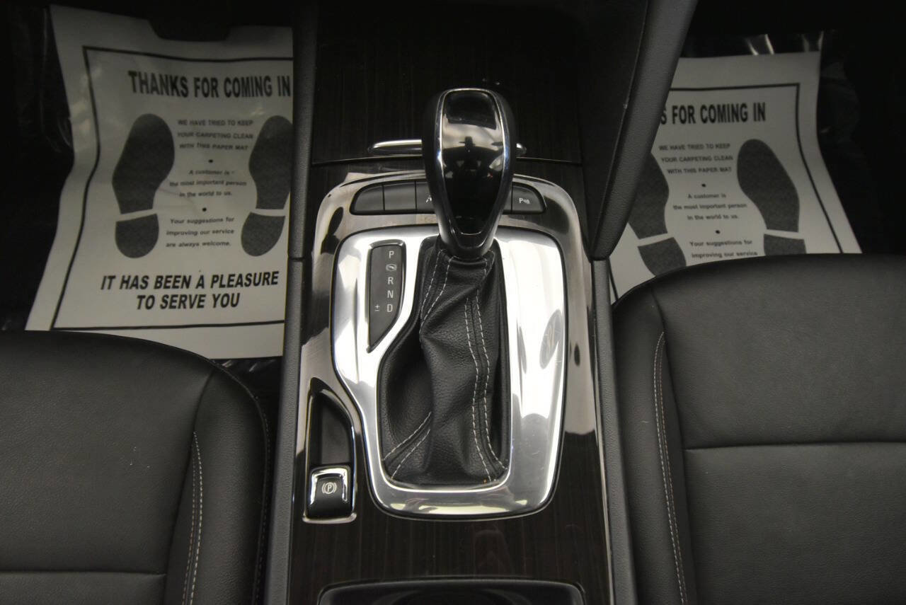 Used 2018 Buick Regal Essence w/ Driver Confidence Package #1 AWD/4WD image 27