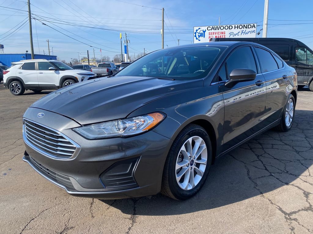 Used 2020 Ford Fusion SE image 6