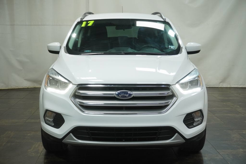 Used 2017 Ford Escape SE w/ Equipment Group 201A AWD/4WD image 9