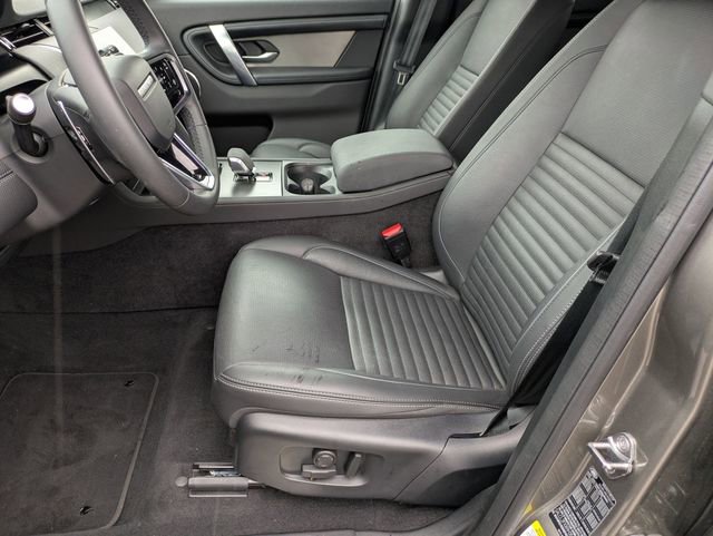 Used 2024 Land Rover Discovery Sport Dynamic SE image 12