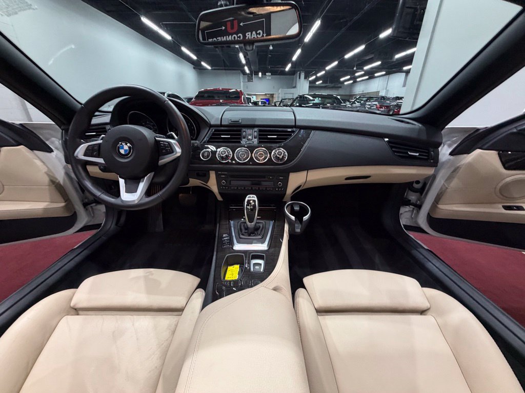 Used 2016 BMW Z4 sDrive28i RWD image 37